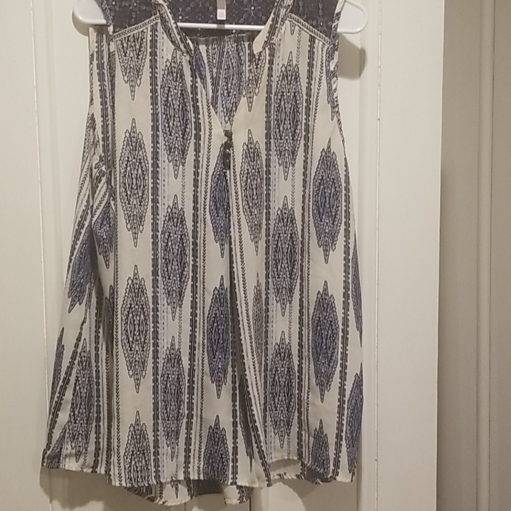 Sleeveless top